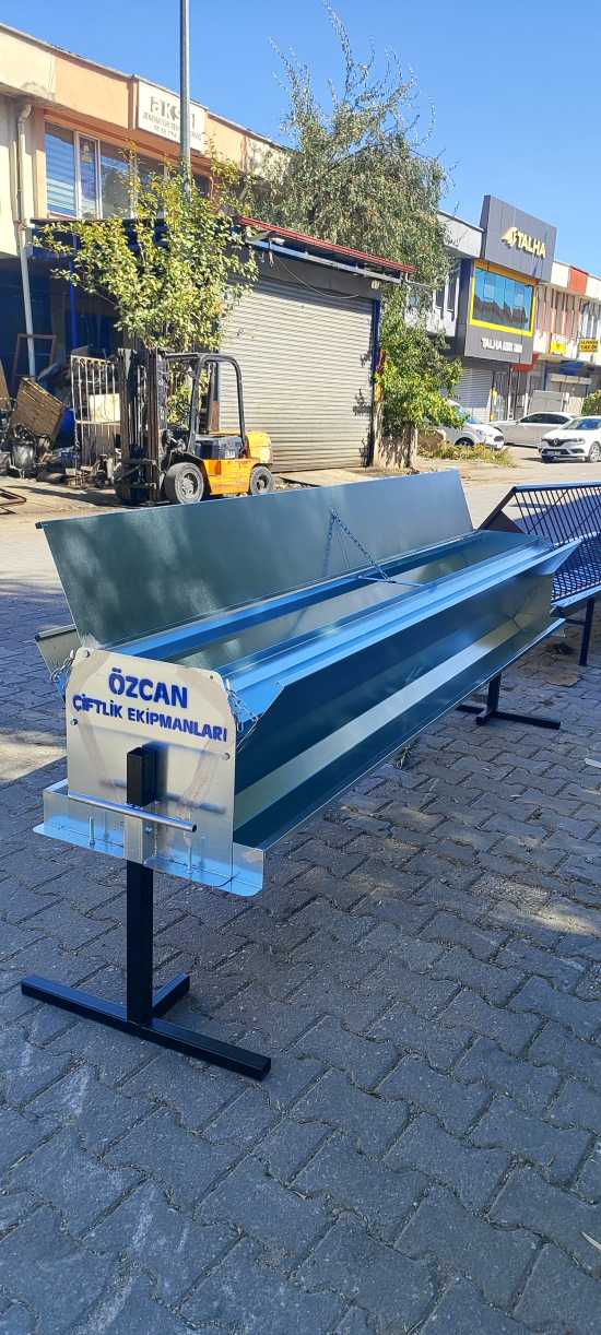 Otomatik Kuzu Yemliği (2.5 Metre)